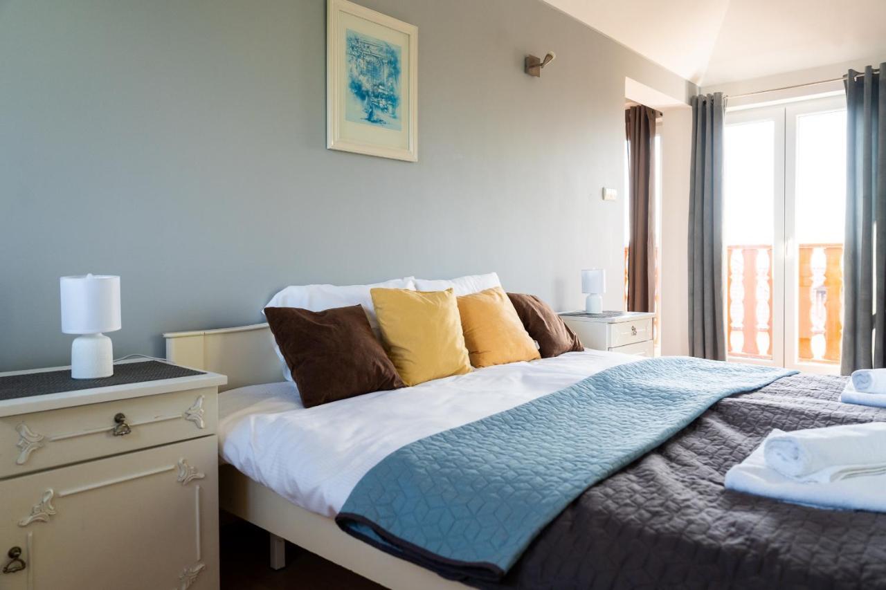 Apartament Green Hill Z Balkonem I Widokiem Na Karkonosze - Space Apart Jelenia Góra Exteriör bild