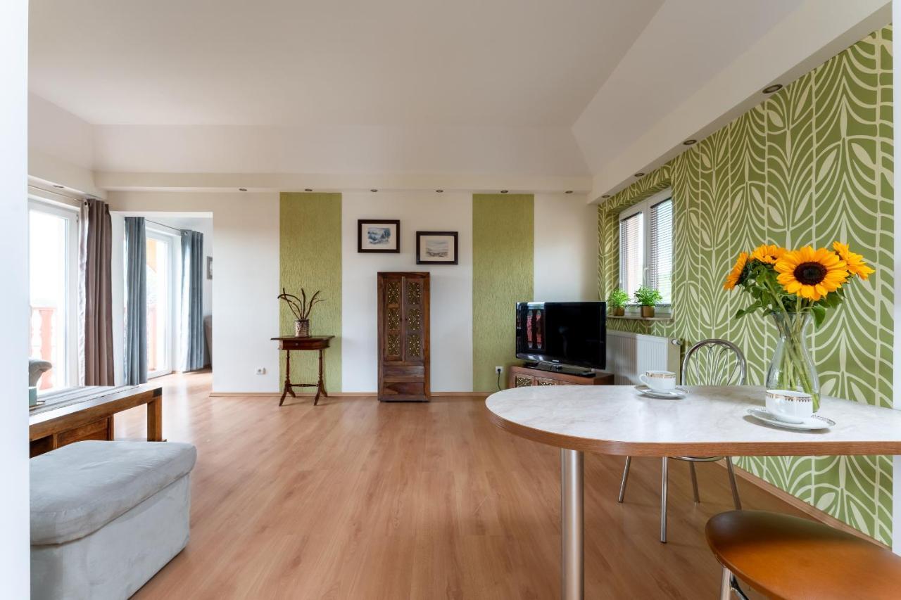 Apartament Green Hill Z Balkonem I Widokiem Na Karkonosze - Space Apart Jelenia Góra Exteriör bild