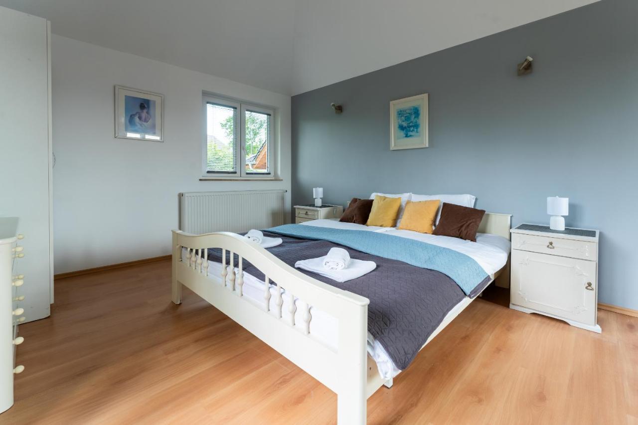 Apartament Green Hill Z Balkonem I Widokiem Na Karkonosze - Space Apart Jelenia Góra Exteriör bild